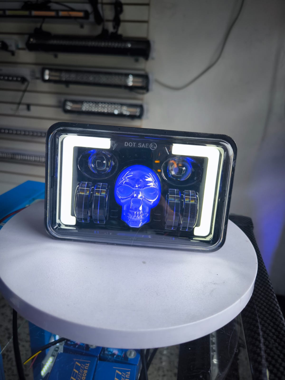 Miniatura 4 de PAR DE FAROLAS KENWORTH(TB103)